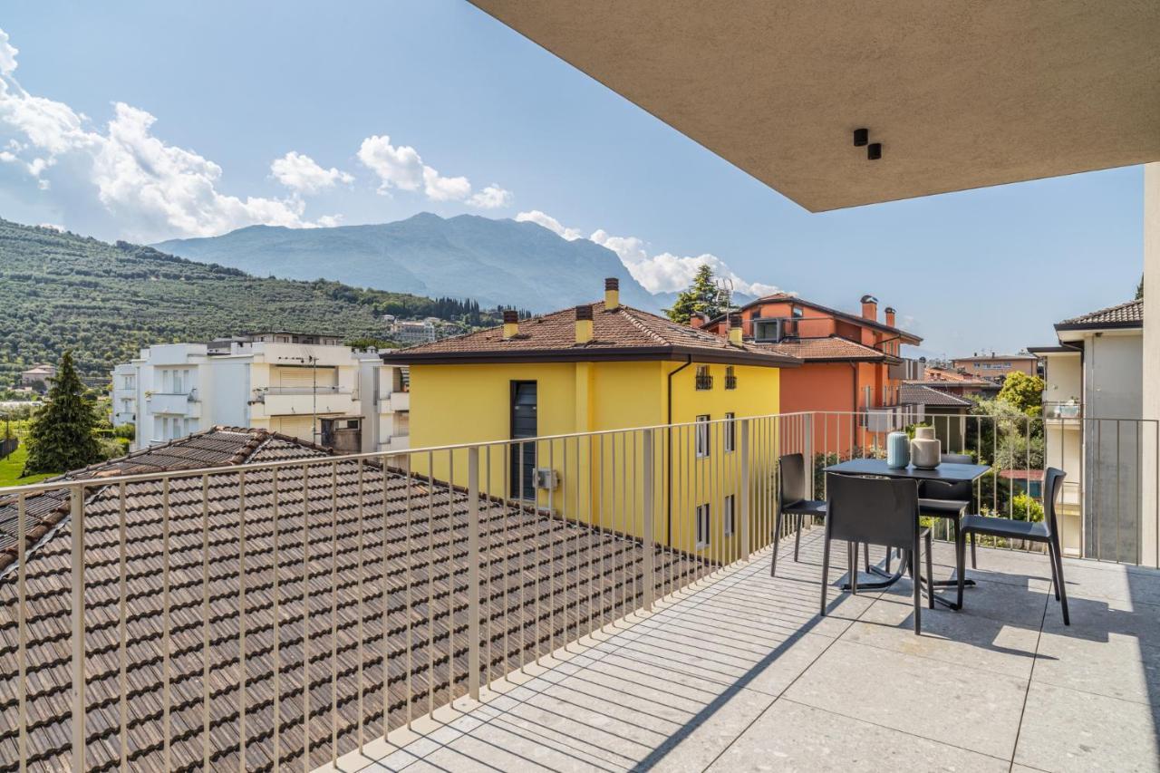 Essence - Charming Suites Riva del Garda Exterior photo